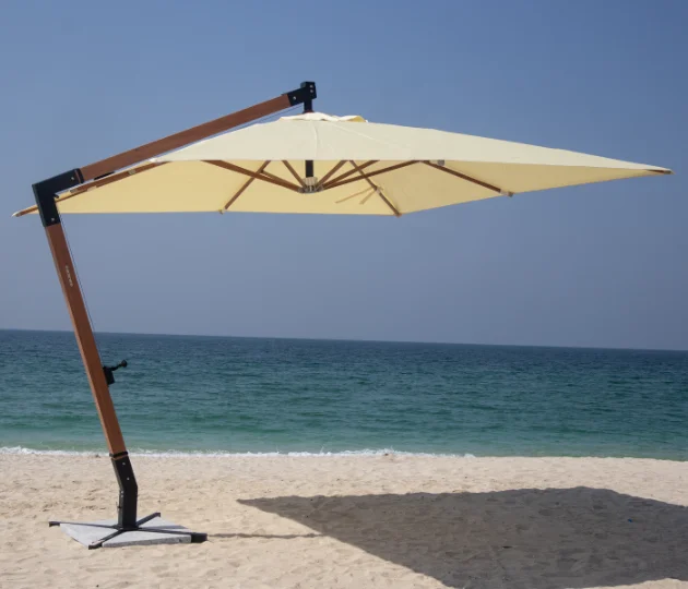 Cantilever outdoor patio and restaurant umbrella in Dubai