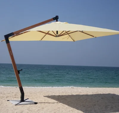 Large cantilever umbrella in Dubai